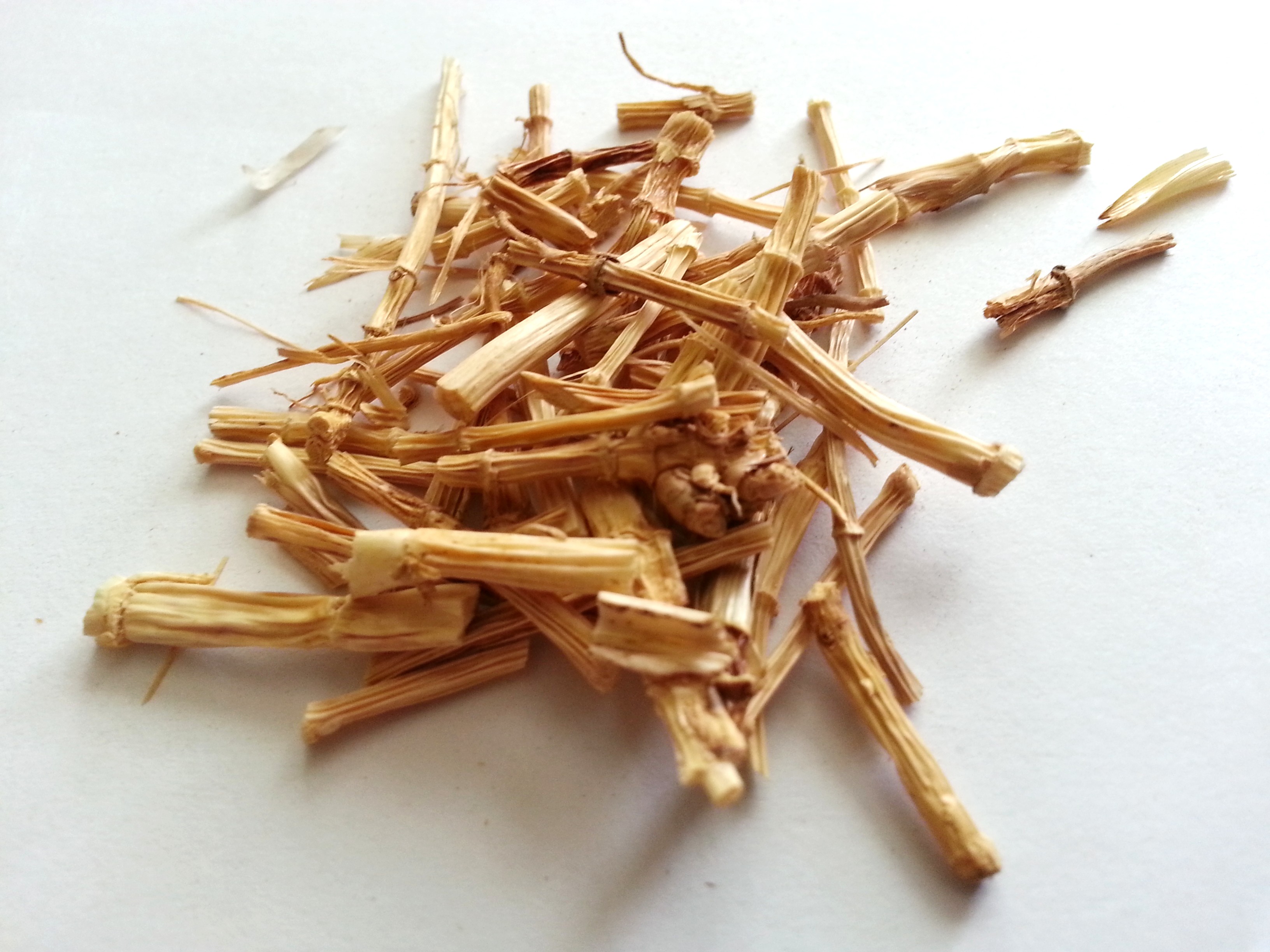 bai mao gen, imperatae rhizoma.jpg