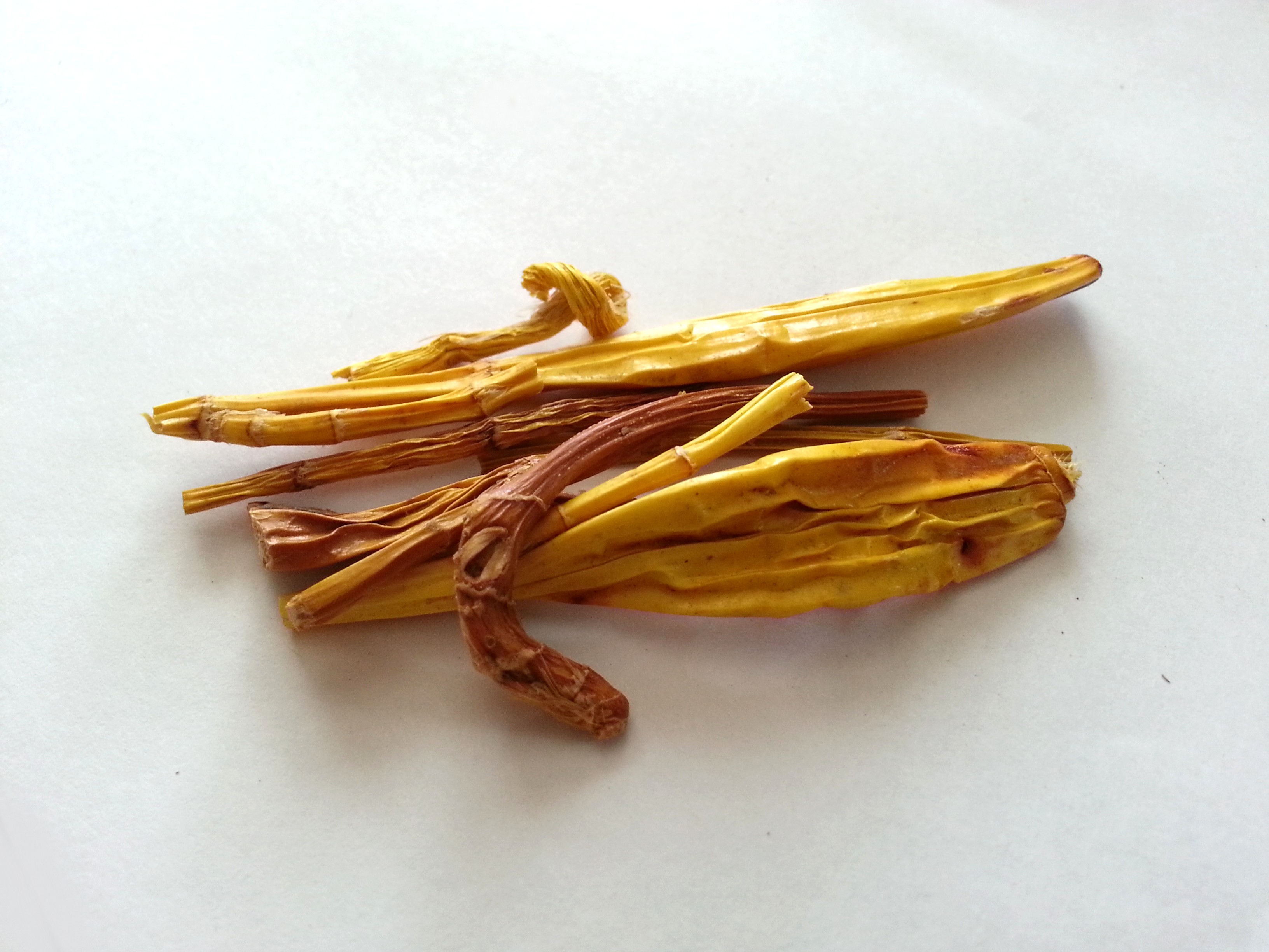 shi hu, dendrobii herba.jpg